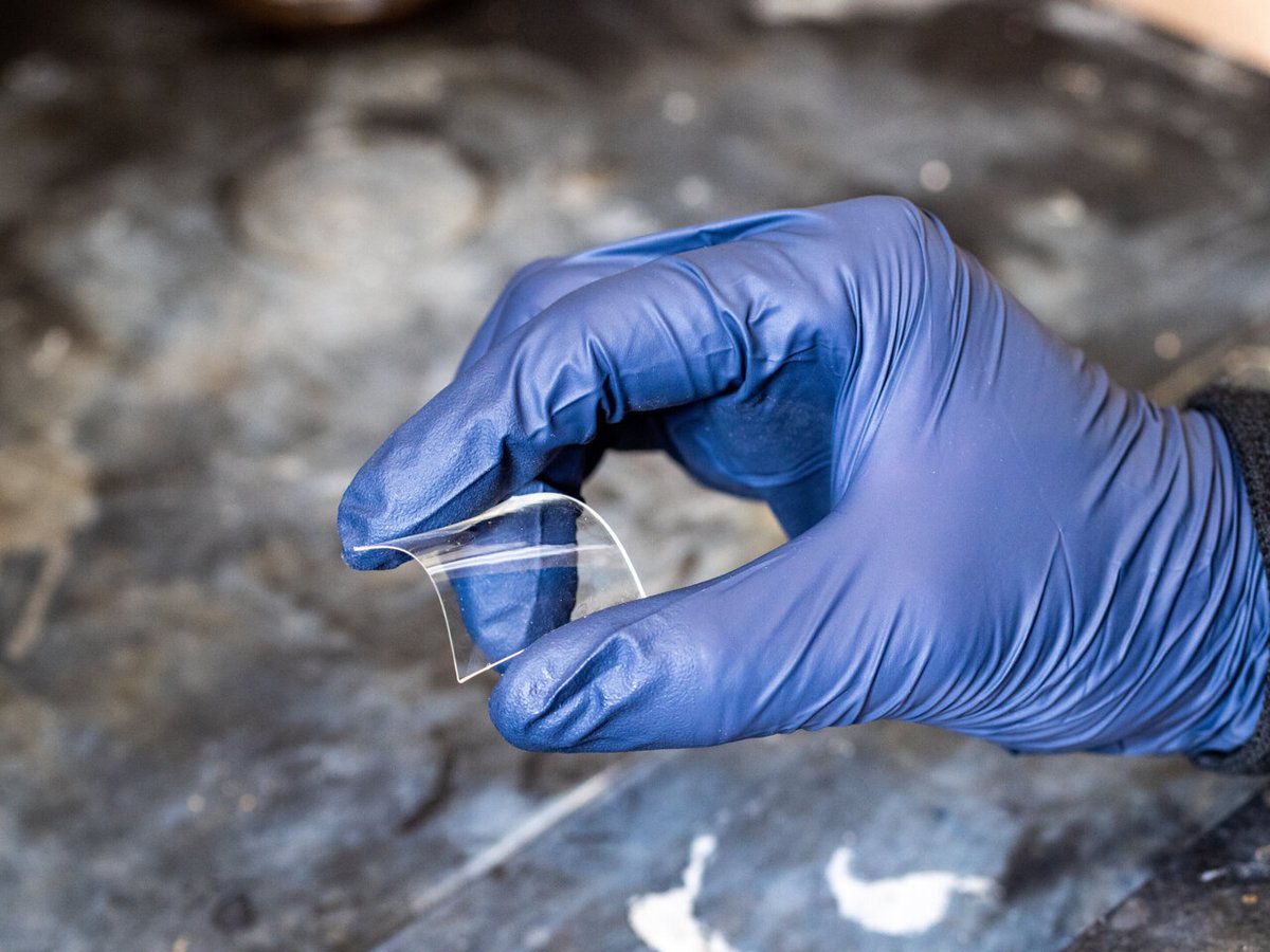 PlasticMentor's tweet photo. Plastics of the future will live many past lives, thanks to chemical recycling – One day in the not-too-distant future, the plastics in our satellites, cars and electronics may all be living their second, ... https://t.co/IUZMHRLarL https://t.co/O9yXRwZ7gU