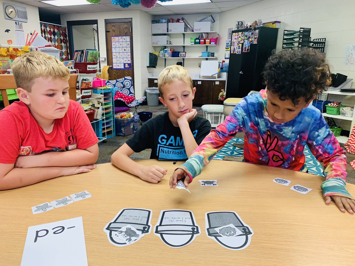 Learning the suffix -ed can be tricky! It’s always more fun when you play a game! #MeTeach <a href="/IMSEOG/">Institute for Multi-Sensory Education</a>