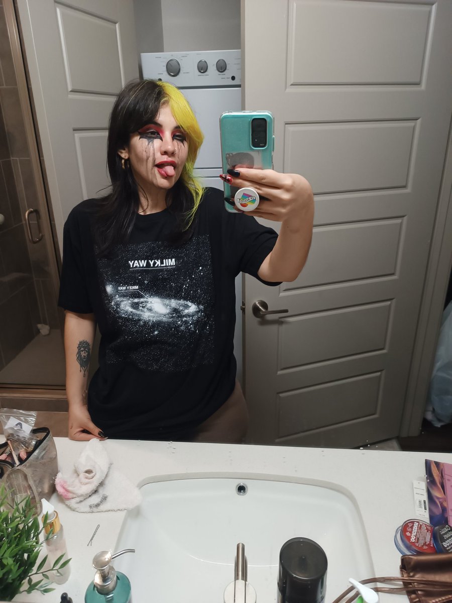 Universe's favorite child 🦇✨ tweet media