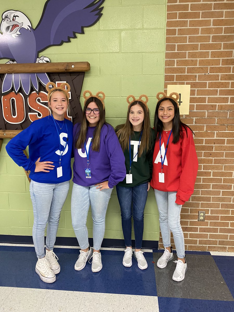 BarbersHillMSN's tweet photo. TWINNING is WINNING at MSN! HoCo Week 2022 https://t.co/qMfsT1Xtw5