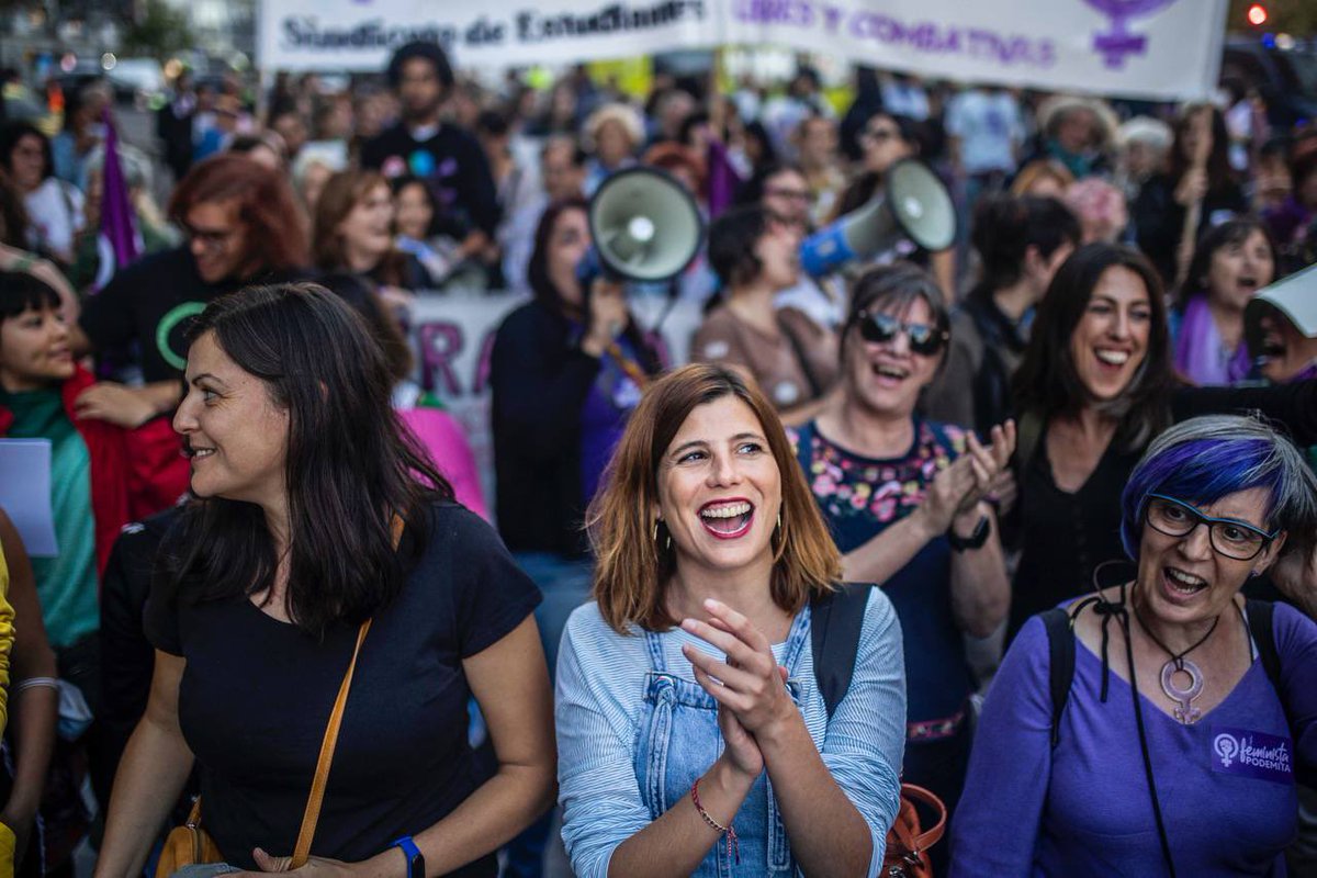 Loretoarego's tweet photo. Madrid exige que el aborto se practique en la pública. #28S https://t.co/WhtB5CIQYV