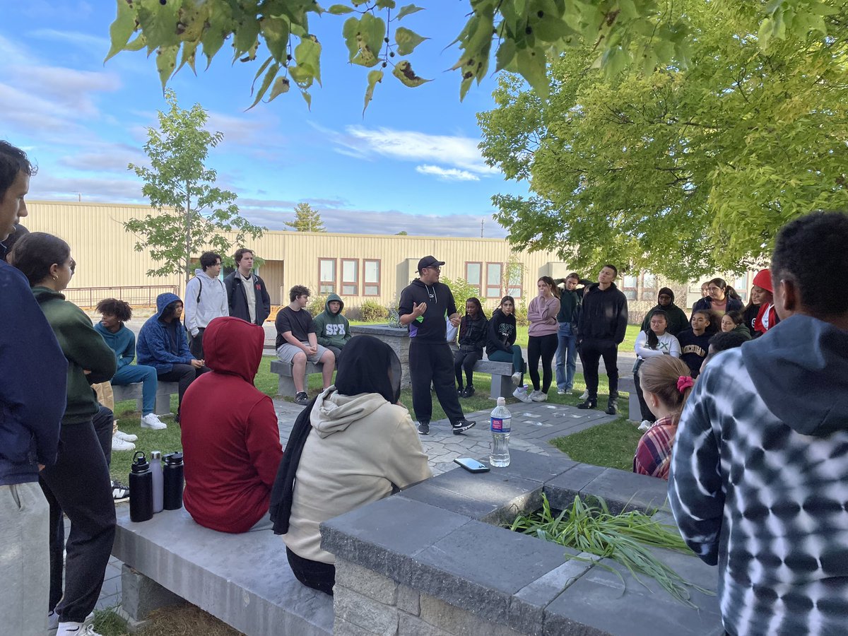 StPiusXOCSB's tweet image. Playing Inuit Games all day - so much learning and fun. #PiusJOY #ocsbIndigenous