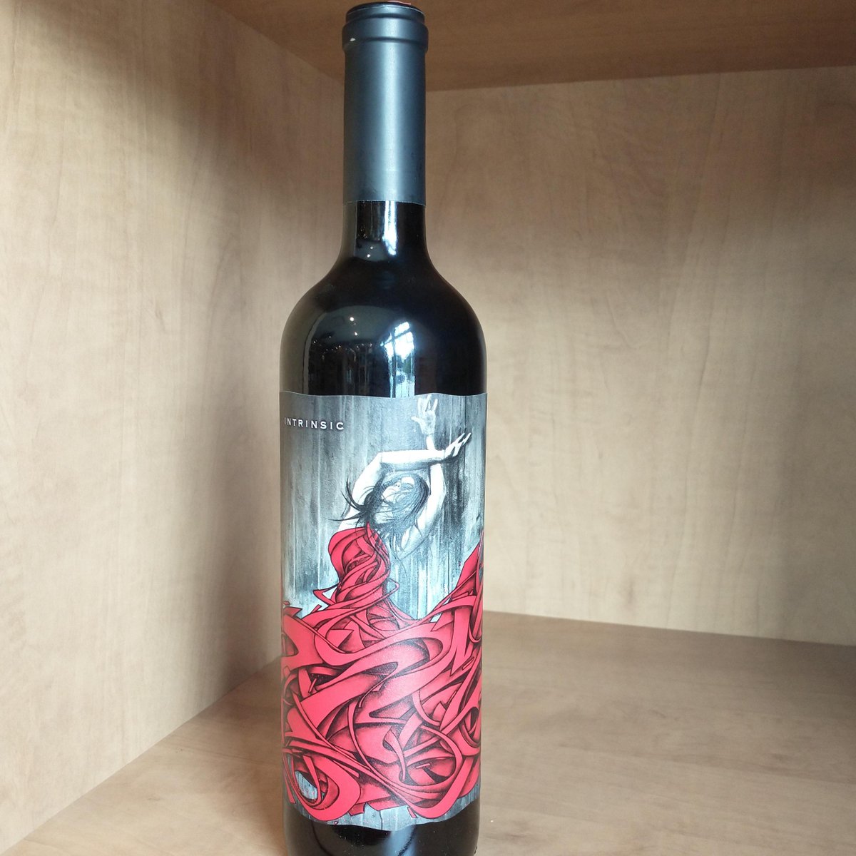 rwbMentor's tweet photo. Dance is One of the Oldest Art Forms💃
The Label Is Designed To Resemble Street Art
2018 Cabernet Sauvignon- Columbia Valley
- Intrinsic Wine Co
#rwbmentor #cabernetsauvignon #streetart #winelabeldesign #dancer #theartofdance #ladyinred #red #cheers https://t.co/fbk3i6tS6J