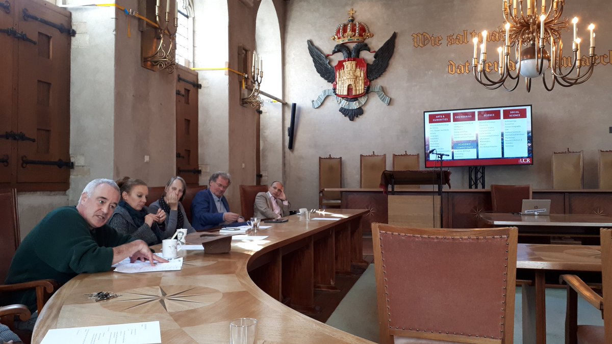JoopSchippers's tweet photo. Met @UraadUU op bezoek bij @UCRoosevelt in #Middelburg. Dank @b_vandenbrink en collega's voor gastvrije ontvangst en boeiende gedachtewisseling. https://t.co/vGYEsAfI23