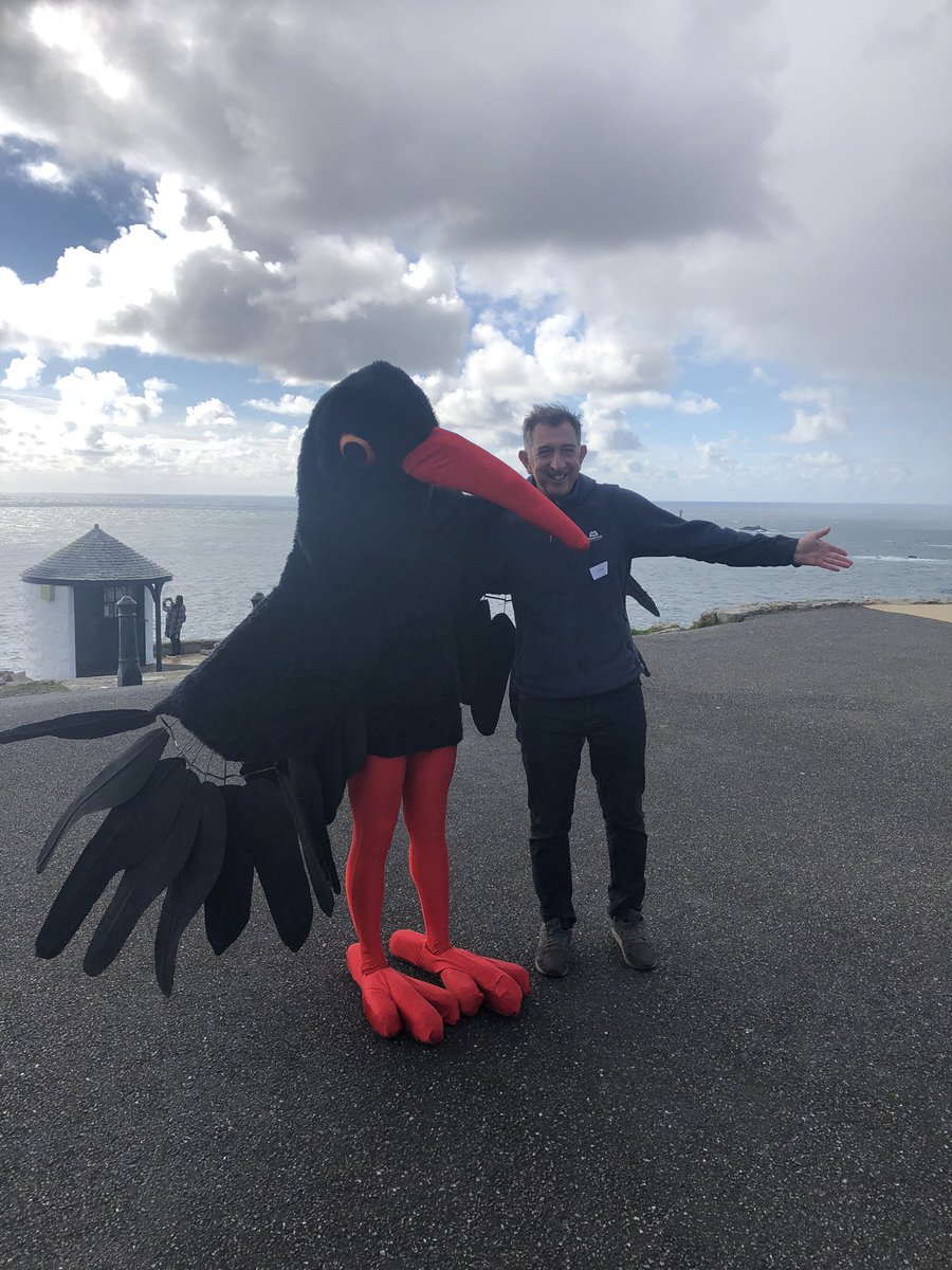 Leigh lock tweet media