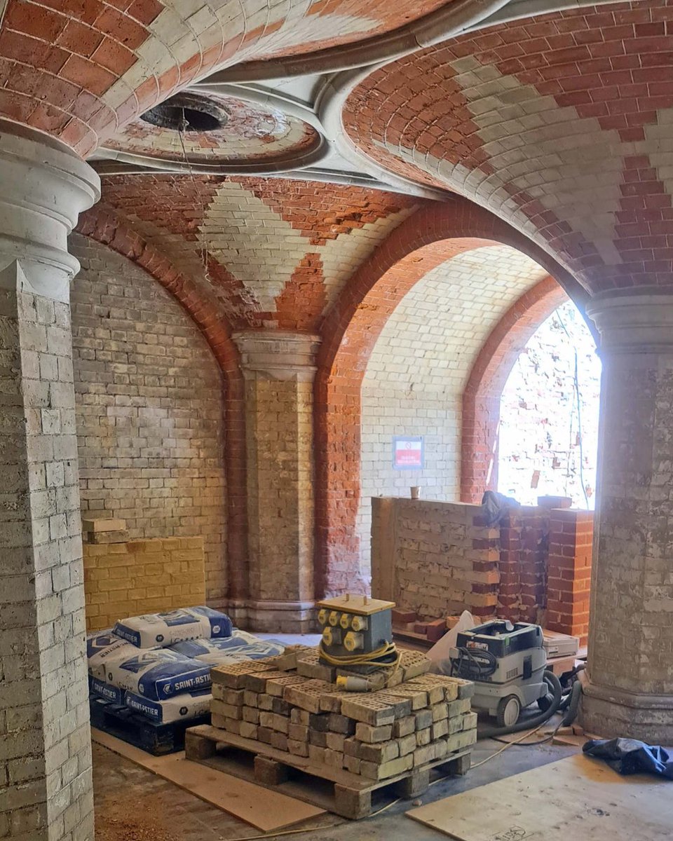 Crystal Palace Subway tweet media