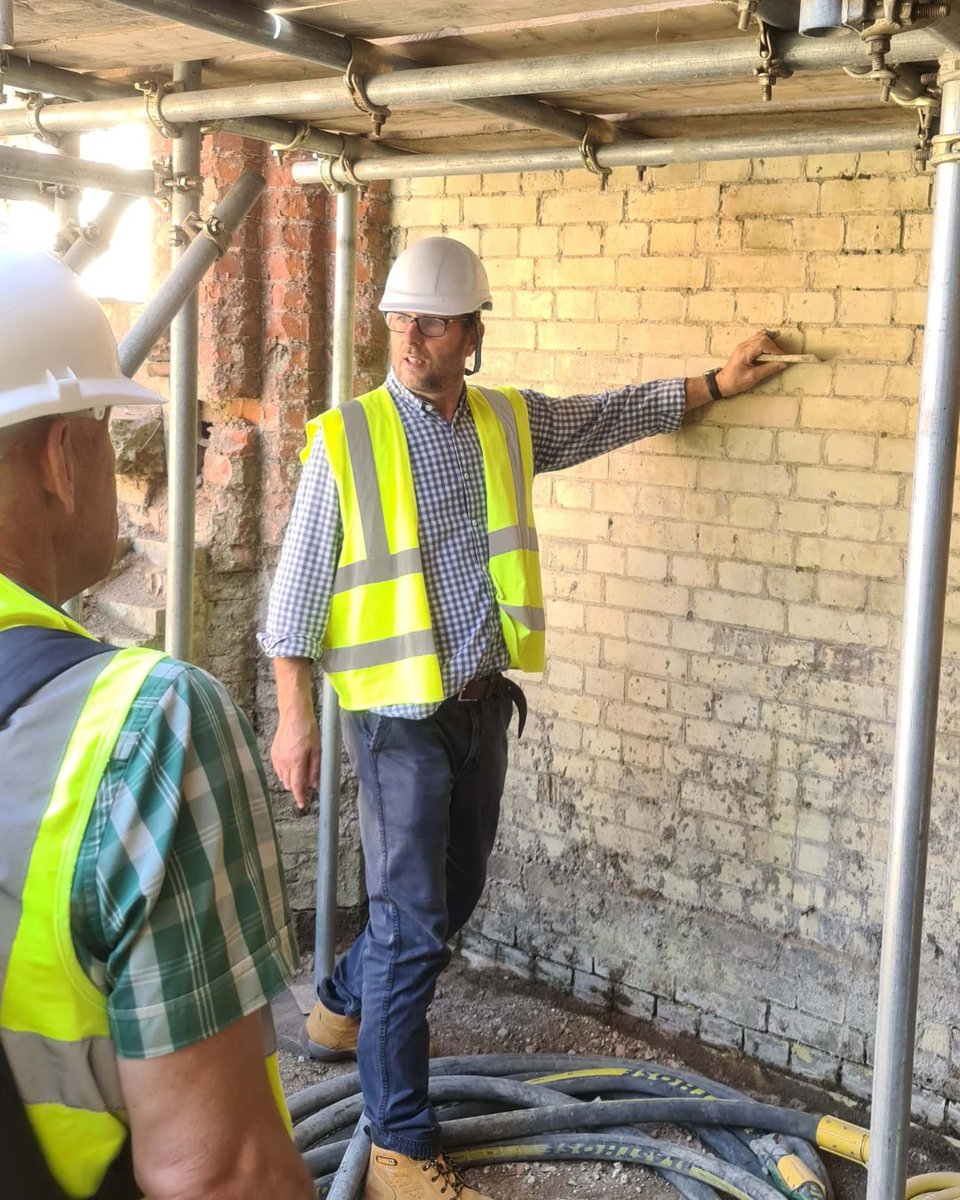 Crystal Palace Subway tweet media