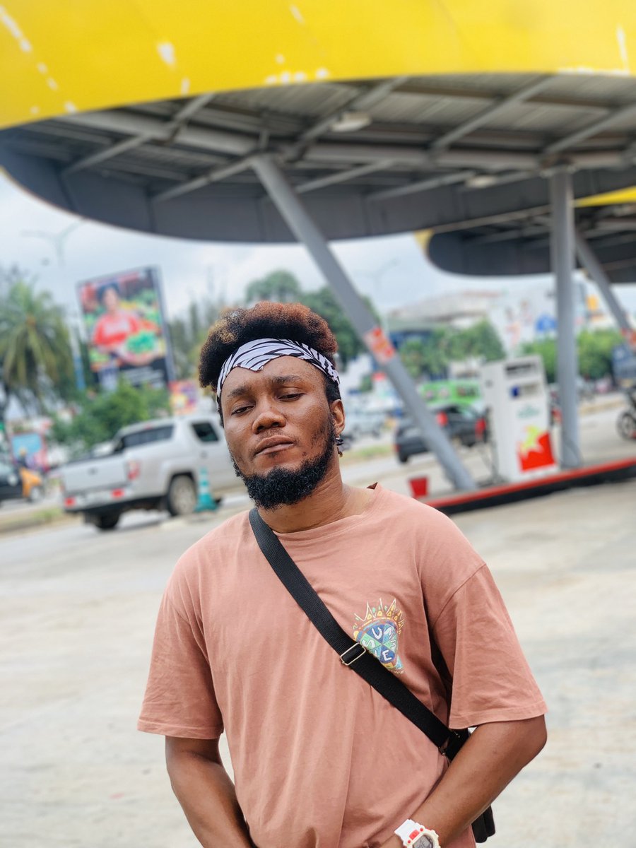 Rapperikegh's tweet photo. My prayer is to be the big thing for gh 🇬🇭🙏🏽 https://t.co/hySHCdgSMl