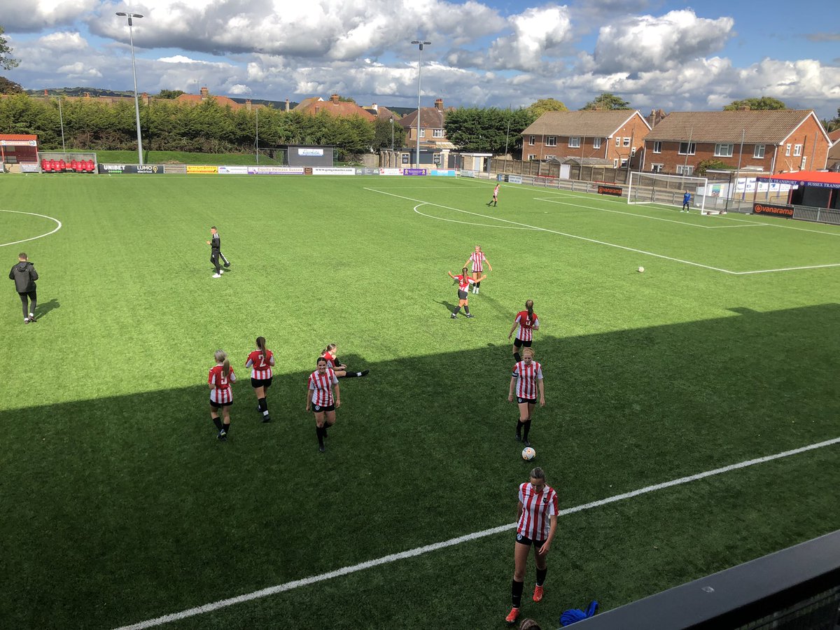 execollsport's tweet photo. Tough trip away to @Chi_College in the @ECFA12 Premier League today for our Women’s Football Ac 🚌 3-2 in favour of the home team. Effort &amp; desire to the very end bodes well for the season. @OfficialECFC @ExeterCityWFC @ExeterCollege #exefam #uptheexe https://t.co/ZH2cUVXOLa