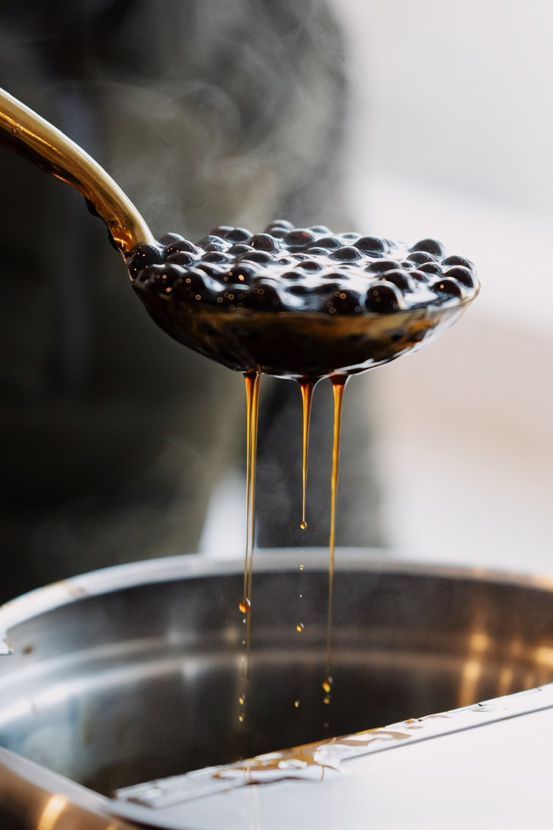 Showcasing intimate details of the process can give deep insight into what a brand is all about.

For our foodies out there, we know you’ll appreciate the time and thoughtfulness Baroness Bubble Tea puts into handcrafting every detail of their brown sugar pearls to perfection. 🧋