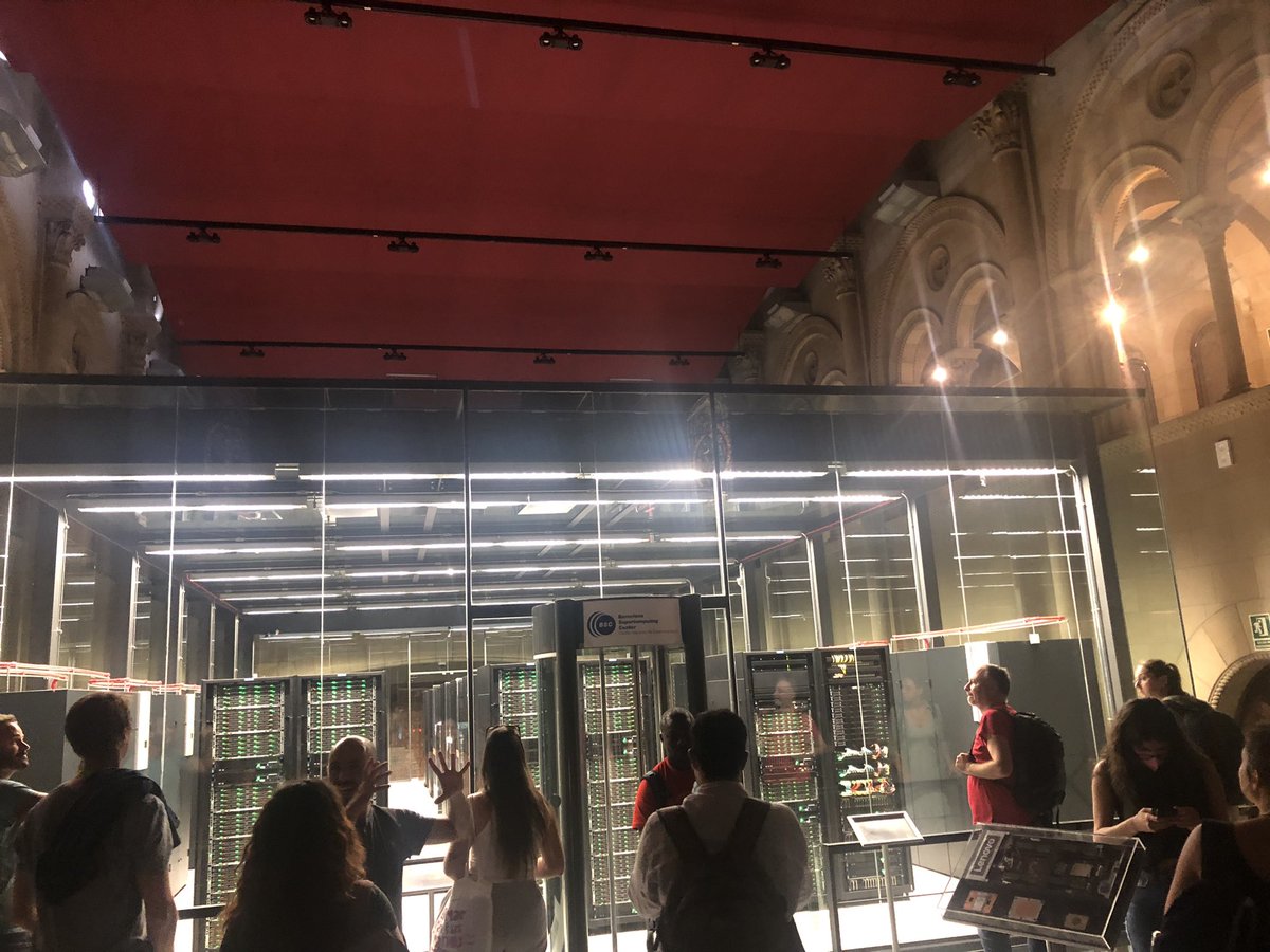 margalef_bcn's tweet photo. Day 3 of the #RMSC2022 included a visit to the @BSC_CNS 😊 https://t.co/1mEVxsI0Bd