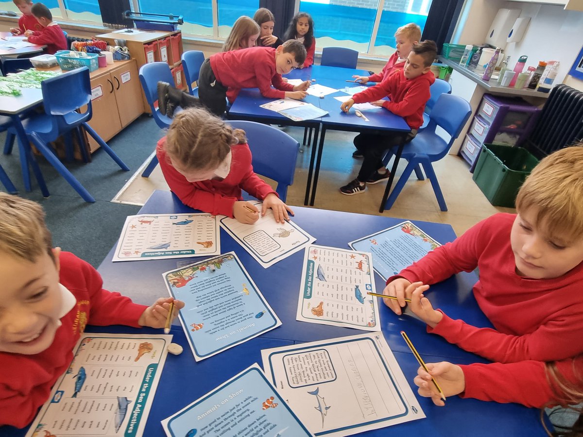caedrawprimary's tweet photo. Sea creature performance poetry! Great fun! π #year4@caedraw #year4massive https://t.co/y30tyi6NXc