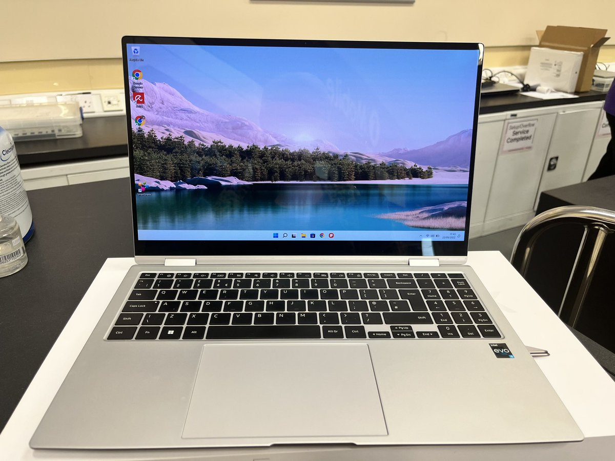 lmorme83's tweet photo. @SamsungUK poor form Samsung. I bought a galaxy book pro 360 in June. This is the screen now, it has not been dropped nor item placed on it nor shut onto, not a scratch on the casing anywhere to be seen. You will not replace or refund under warranty despite it being 2 months old https://t.co/kXdknQkH7k