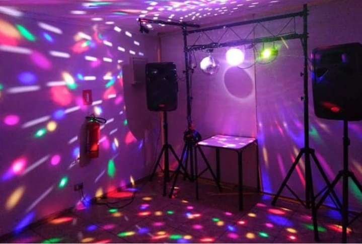 Zeta_StyleK's tweet photo. #LaIslaDeLasTentaciones2
Las luces / las Luces si va Íñigo Onieva https://t.co/kgciY2nbwm