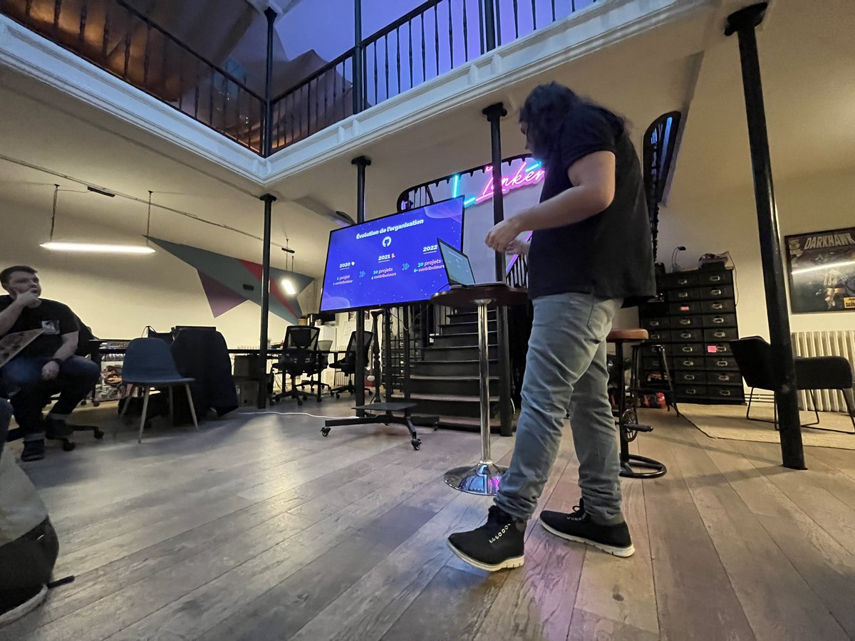 tonygo_'s tweet photo. Awesome !

@fraxken at @parisjs 🔥 https://t.co/8p8jVkO25o