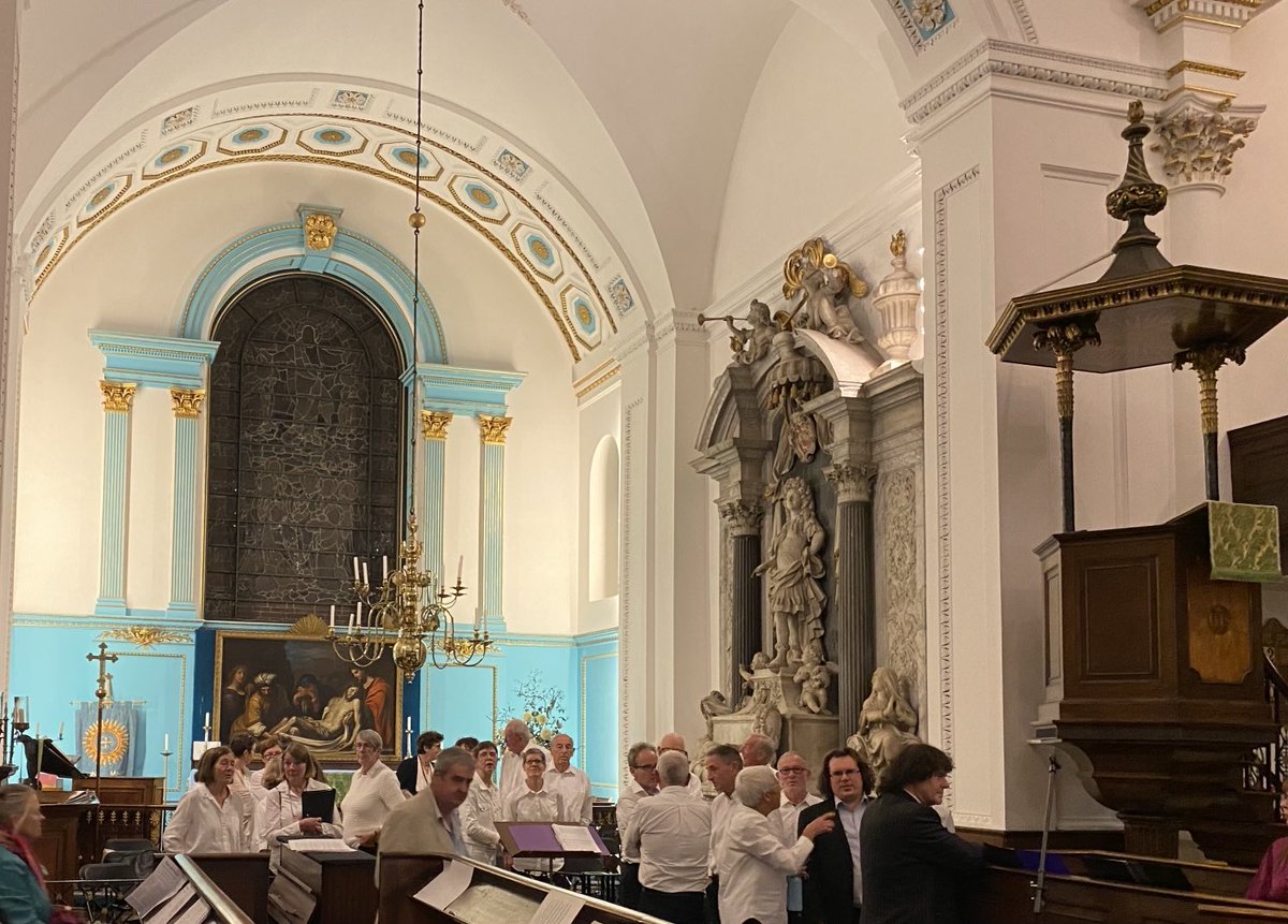 _GerryRoberts's tweet photo. Felt emotional this evening hearing the music of Wanstead House, beautifully recreated by Aldersbrook Community Choir, under the direction of Jonathan Pease, at St Mary’s Church https://t.co/uh9cgjWFWU