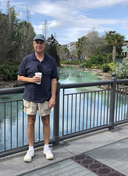DiscoveryMap's tweet photo. Congratulations to John Farrell, the new owner of Discovery Map of Lake George, New York! 🎉🍾
John purchased the map from Greg Cluver in September 2022. You can read our full press release here:https://t.co/e5QHpSLdk9 #lakegeorgeny #loveny #franchiseopportunity #discoverymap https://t.co/kw9fvcx0xU