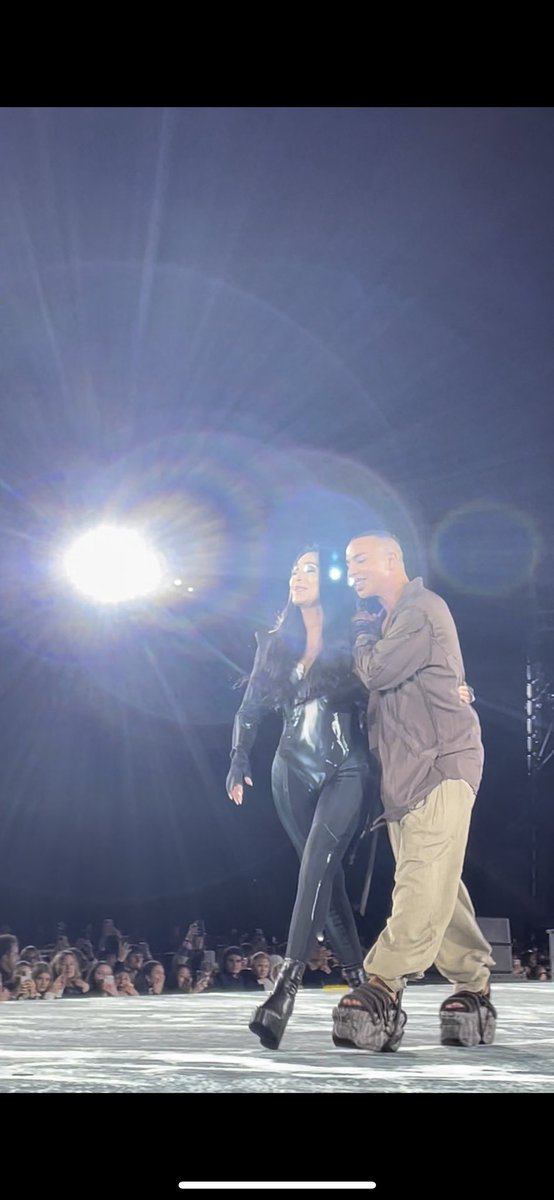 Défilé #Balmain avec la Perfo team #fashionweekparis #merci <a href="/PerformicsFr/">Performics France</a>