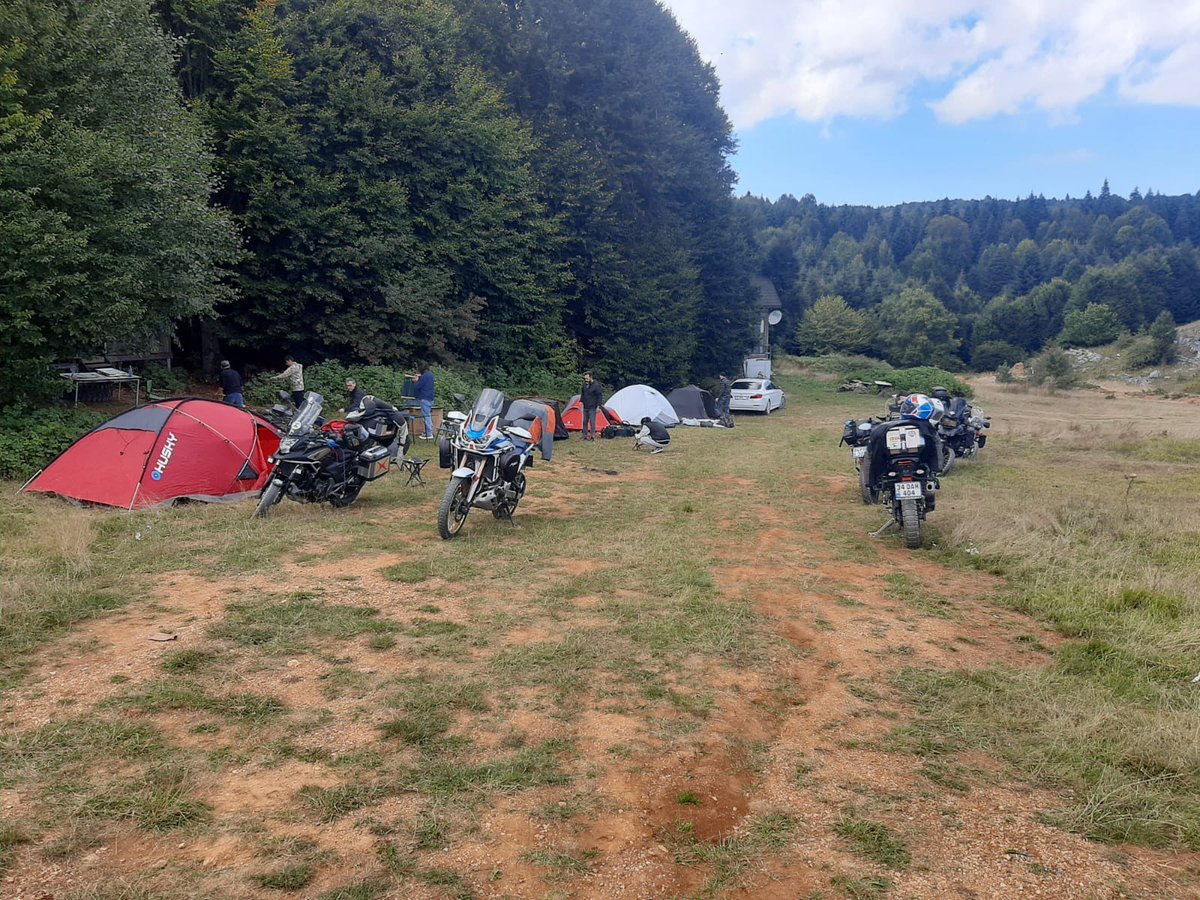 Motorite_'s tweet photo. Sapanca Soğucak Yaylası'nda Motorite yaza veda kampı https://t.co/RU8t2paXa2