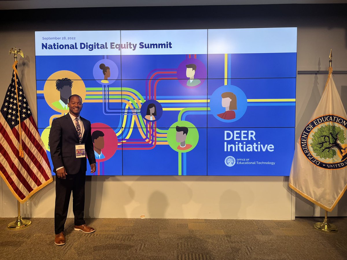 Styles_MarlonJr's tweet photo. Honored to represent @MiddletownOH at the @usdoegov @OfficeofEdTech National Digtial Equity Summit. The DEER Initiative will certainly inspire a positive impact on the #DigitalDive like never before. Our kids deserve it! All kids deserve it! #OETDEER #MiddieRising https://t.co/snEM1ChsuW