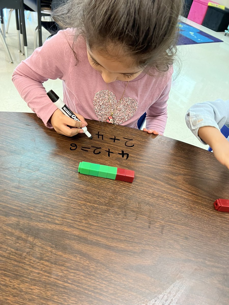 FabulouslyFirst's tweet image. First grade had a great time segmenting words with the /ch/ sound and working on the commutative property with connecting cubes 🤩😎 #NISDMathGold @NISDElemMath @NISDFields @BMorantes13 @4thdimensioned