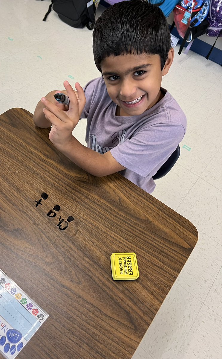 FabulouslyFirst's tweet image. First grade had a great time segmenting words with the /ch/ sound and working on the commutative property with connecting cubes 🤩😎 #NISDMathGold @NISDElemMath @NISDFields @BMorantes13 @4thdimensioned