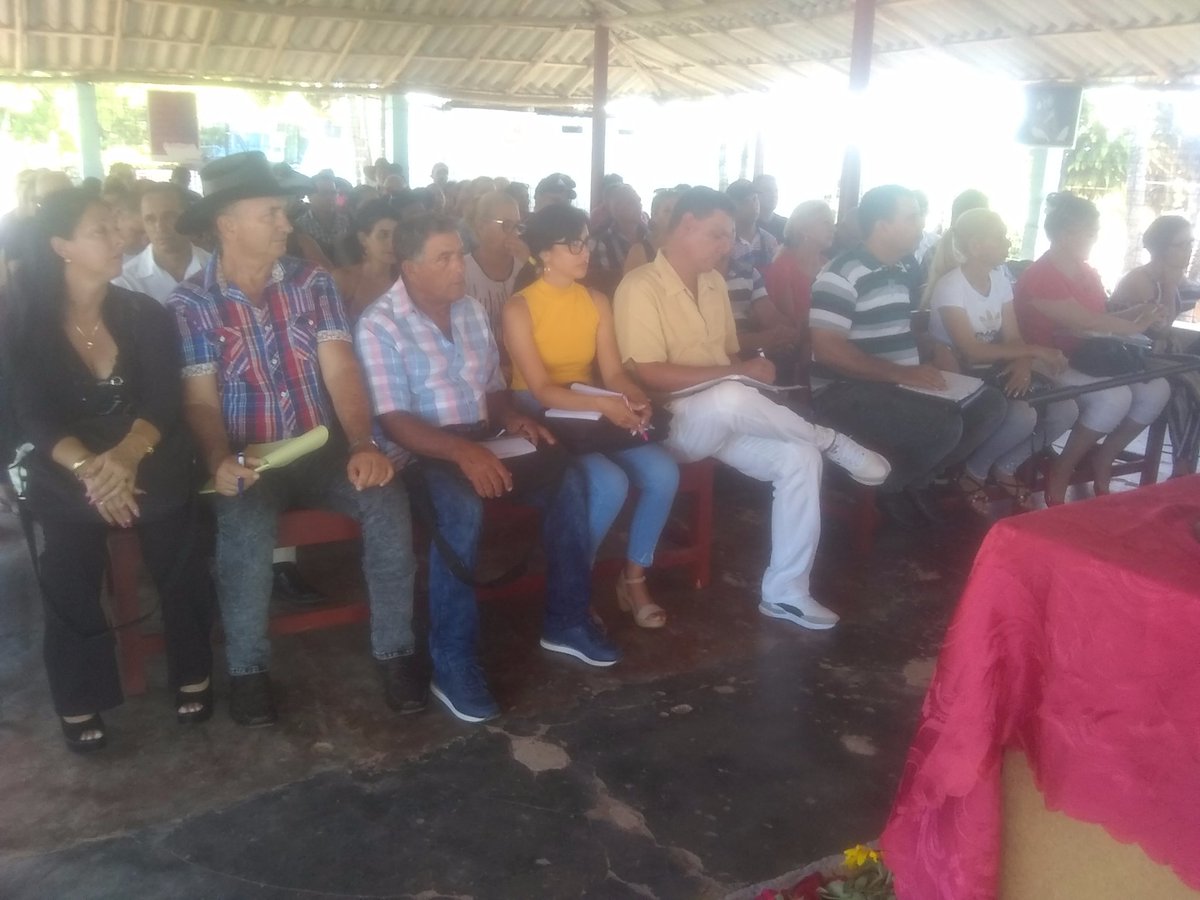 DaimarilisB's tweet photo. Excelentes intervenciones en el Pleno Ordinario del Comité Provincial en Holguin, con la presencia de Osmani Pérez Márquez miembro del Buró Nacional de la ANAP.
#AnapCuba 
@RafaelAnap https://t.co/t8IVSrSz7c