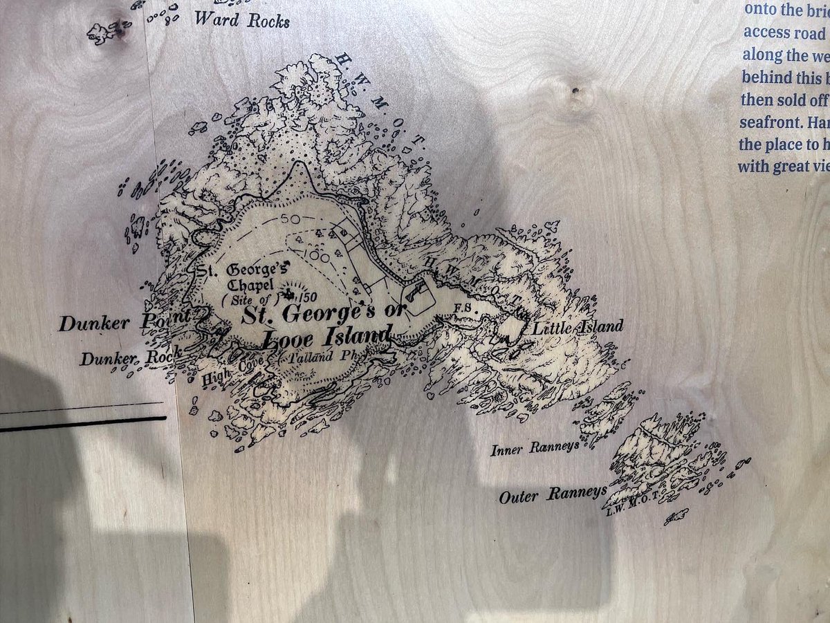 MattBearClark's tweet photo. Fascinating talk by Mark Camp about Looe Island, in West Looe’s Heritage Centre. The Island is steeped in myth and legend, since pre-history and the Time Team dig of 2008 got lots of mentions. #looe #cornwall #island #looeisland #history #timeteam #cornwallhistory @thetimeteam https://t.co/mQoPt0aSsY