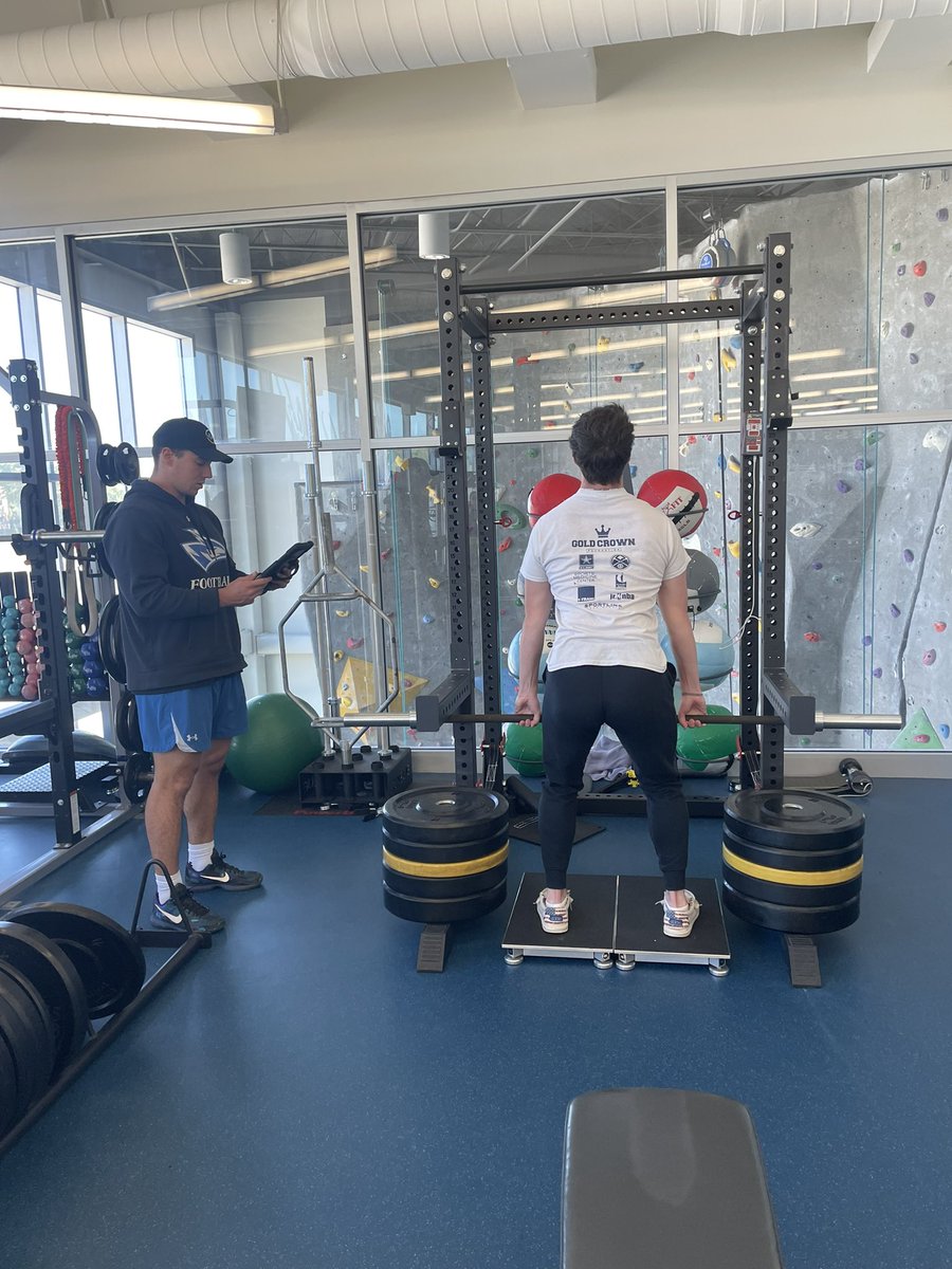 heelanka's tweet photo. PE 107 Intro to Exercise Science learn about Sports Science assessments from Dr. Quincy Johnson and Dayton  Sealey @UNKKSS @UNKLoperPerf @UNKExSciClub               @QJohnsonPhD @UNKPAWL https://t.co/5ZF1AP22Ch