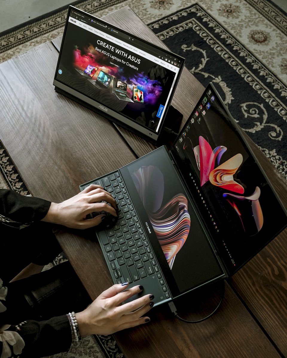 ASUSUSA's tweet image. The Zenscreen OLED (MQ16AH) and Zenbook Pro Duo OLED are a beautiful match😍💖

📸: @atolavisuals
#CreateWithASUS