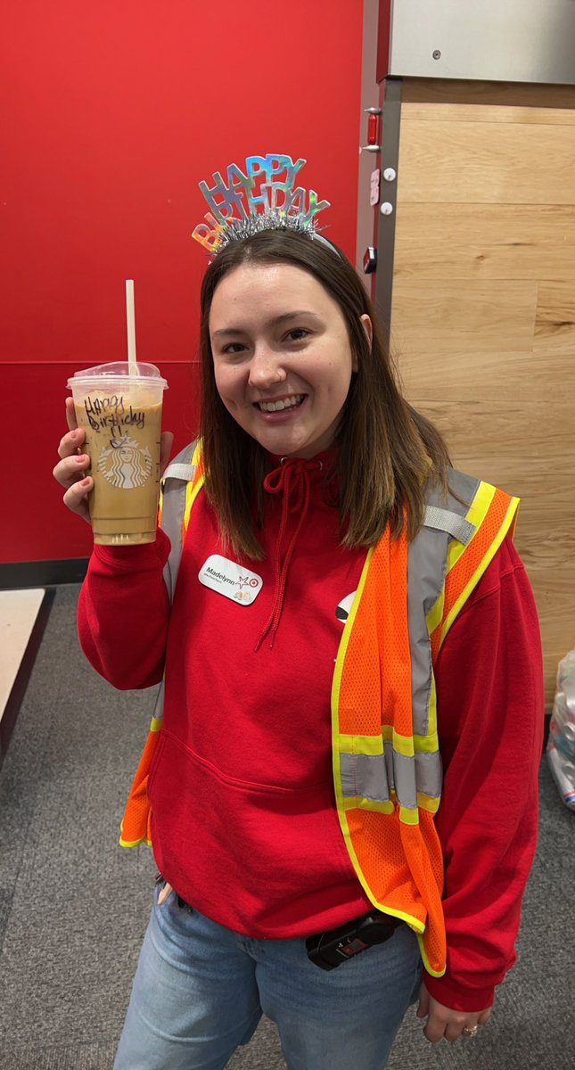 Madelynn tweet media