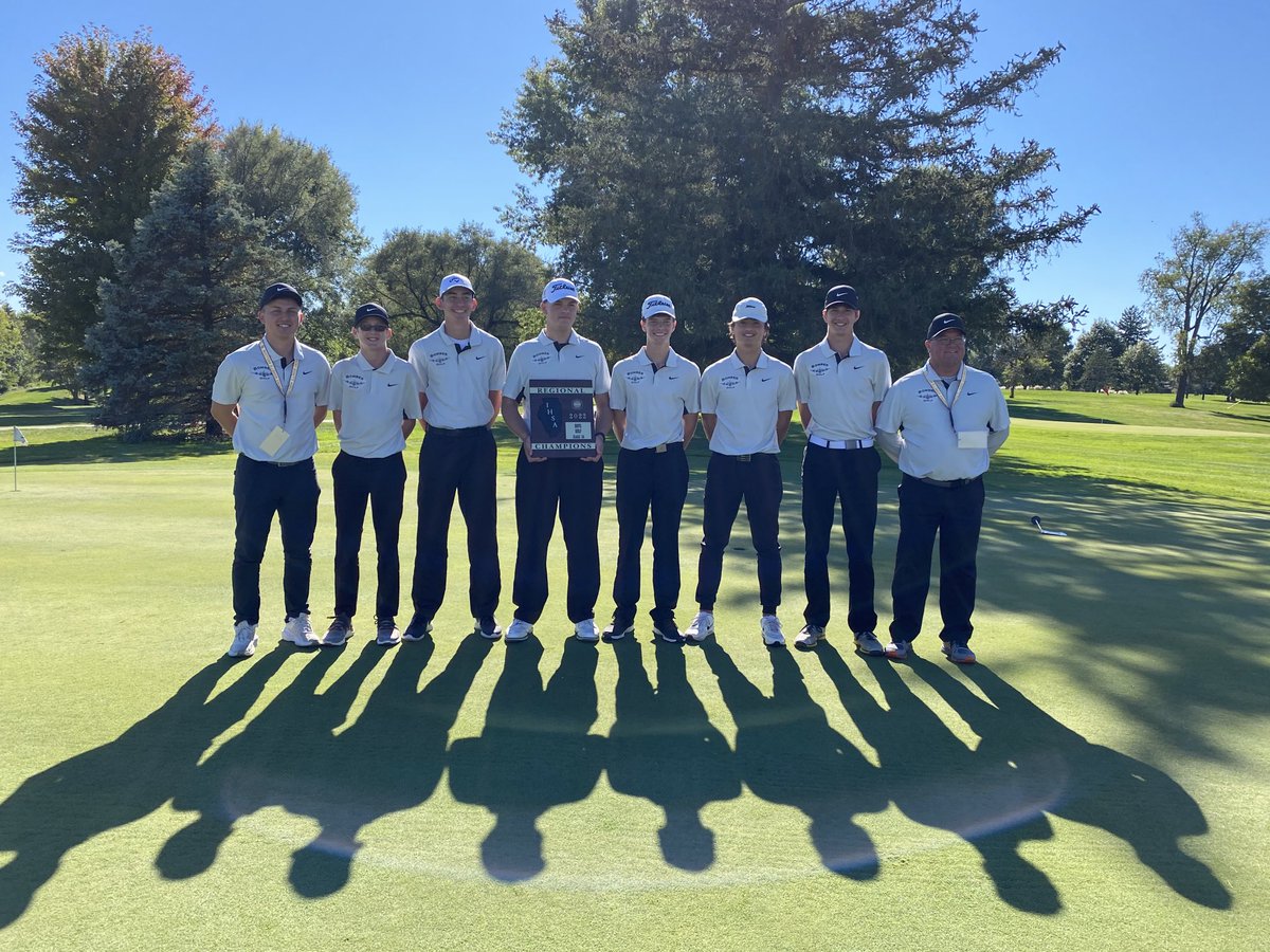 Dwat2204's tweet photo. Congrats to Bombers on regional championship. Congrats to ⁦@Cnwatson01⁩ with medalist honors with a 69!  Proud of you! https://t.co/wl8uCIYtzo