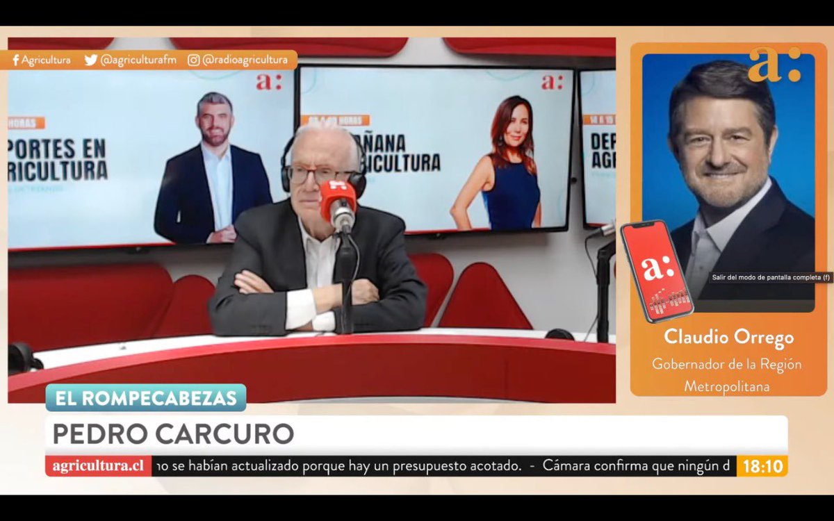 Orrego's tweet photo. Independiente de investigación si productora cumplió es evidente que plan de seguridad de ayer, dentro y fuera del estadio, no funcionó. Evento #DaddyYankee es un superclásico de la música chilena. Espero por bien de la gente que salga todo bien hoy. @AgriculturaFM https://t.co/4Y1vxDkAQ3
