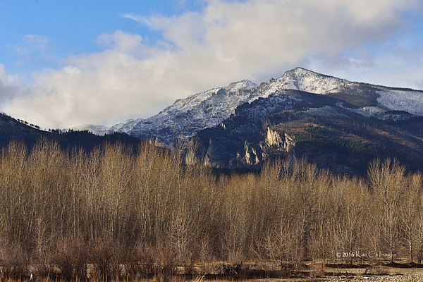 KaeCimages's tweet photo. Looking across the Bitterroot River into the #Selway-Bitterroot #Wilderness area.
#scenic #landscapephotography #mountain
https://t.co/klFf3f4j61 https://t.co/7anYBqgUDX