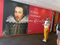 75Fairy's tweet photo. Shakespeare's house https://t.co/ChRPB1l64A