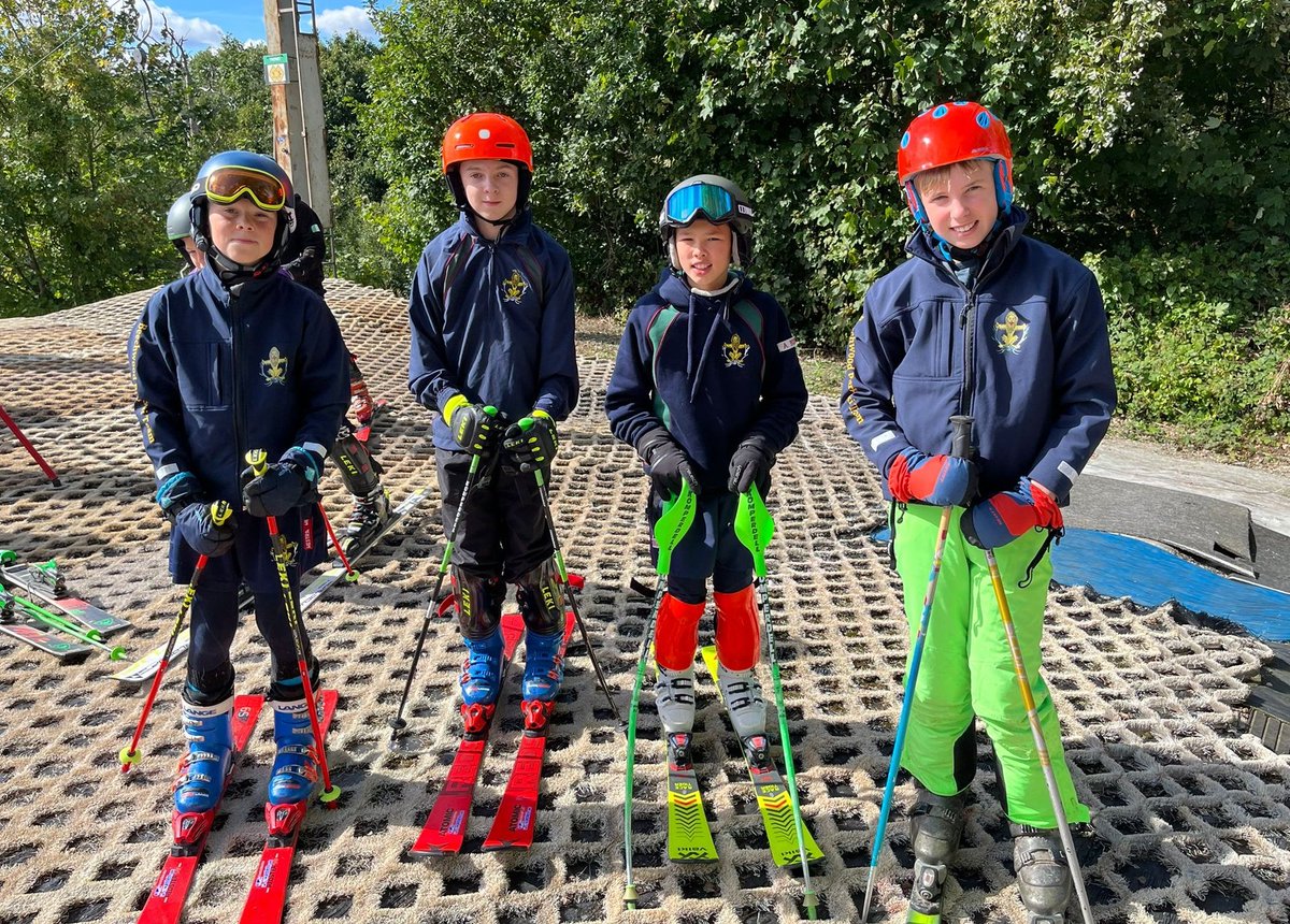 BWPSport's tweet photo. Well done to our ⛷️⛷️⛷️ who competed @Brentwood_Ski in the #ESSKIA Regional Championships. Special mention to Aidan, William Lilly & Thomas for their top 10 finishes. A huge congratulations to the Y8 boys' team who finished 2nd & qualified for the Nationals!!
😊🎉👏 #BWPSki https://t.co/KMbNJ4sJcl