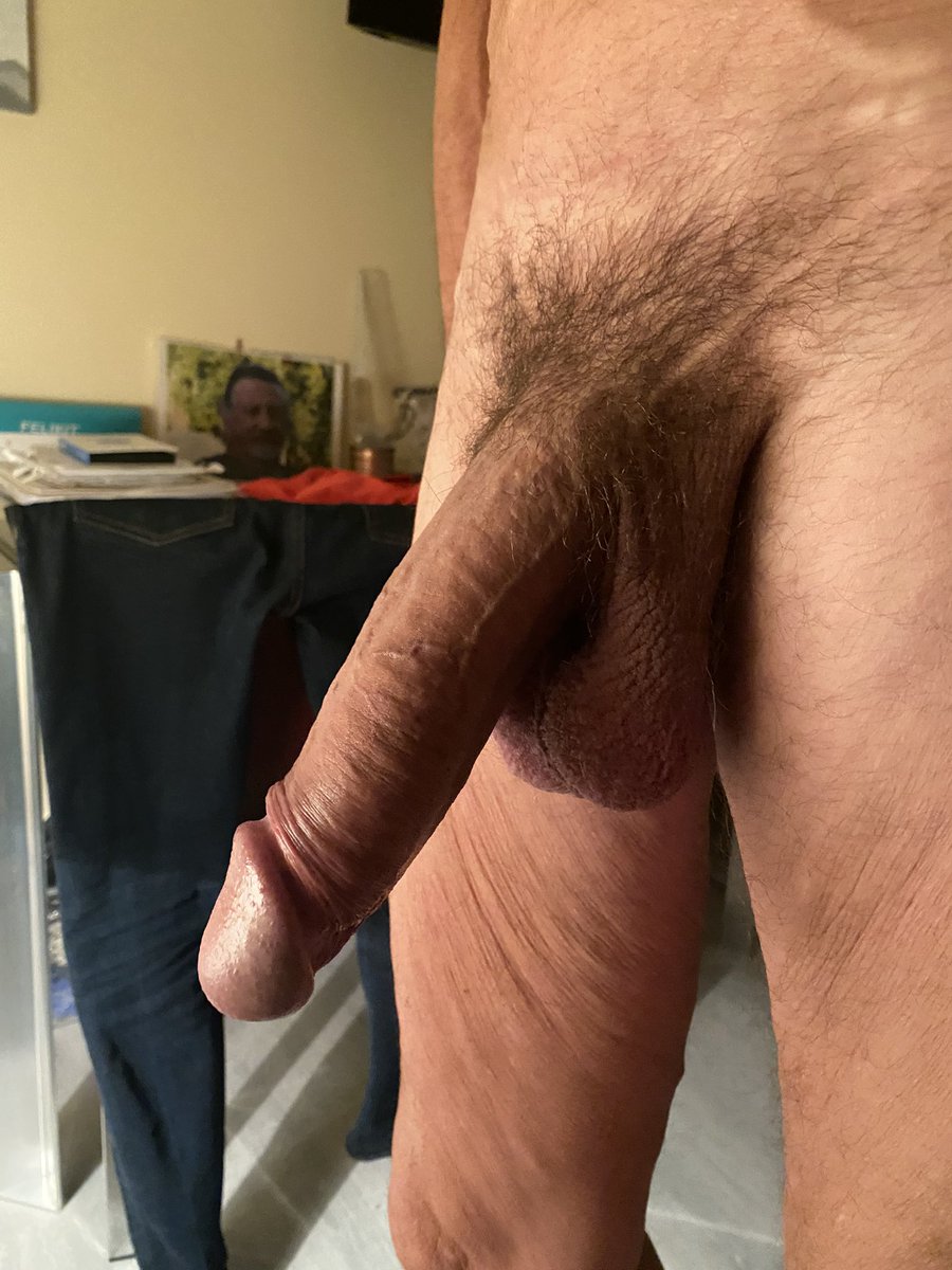 wolivierw2020's tweet photo. Need to shave #daddy #gay #mature https://t.co/76RYYbFbYx