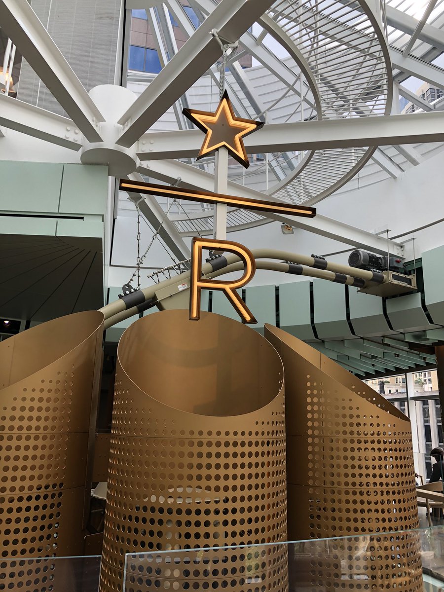potgeterkai's tweet photo. #NCMPRD3 day 1 consisted of all the touristy things. Alcoholic caffeine. A big bean. And lots of steps! https://t.co/oshAU9Yw2o