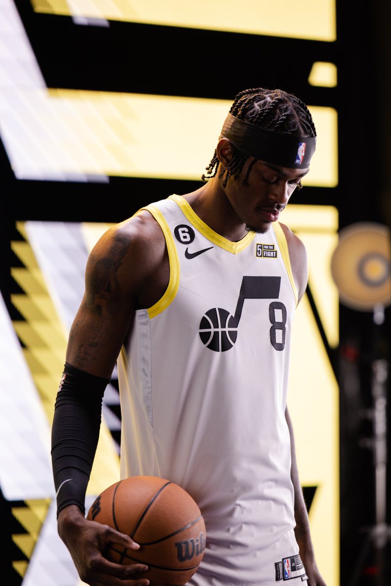 Jarred Vanderbilt tweet media