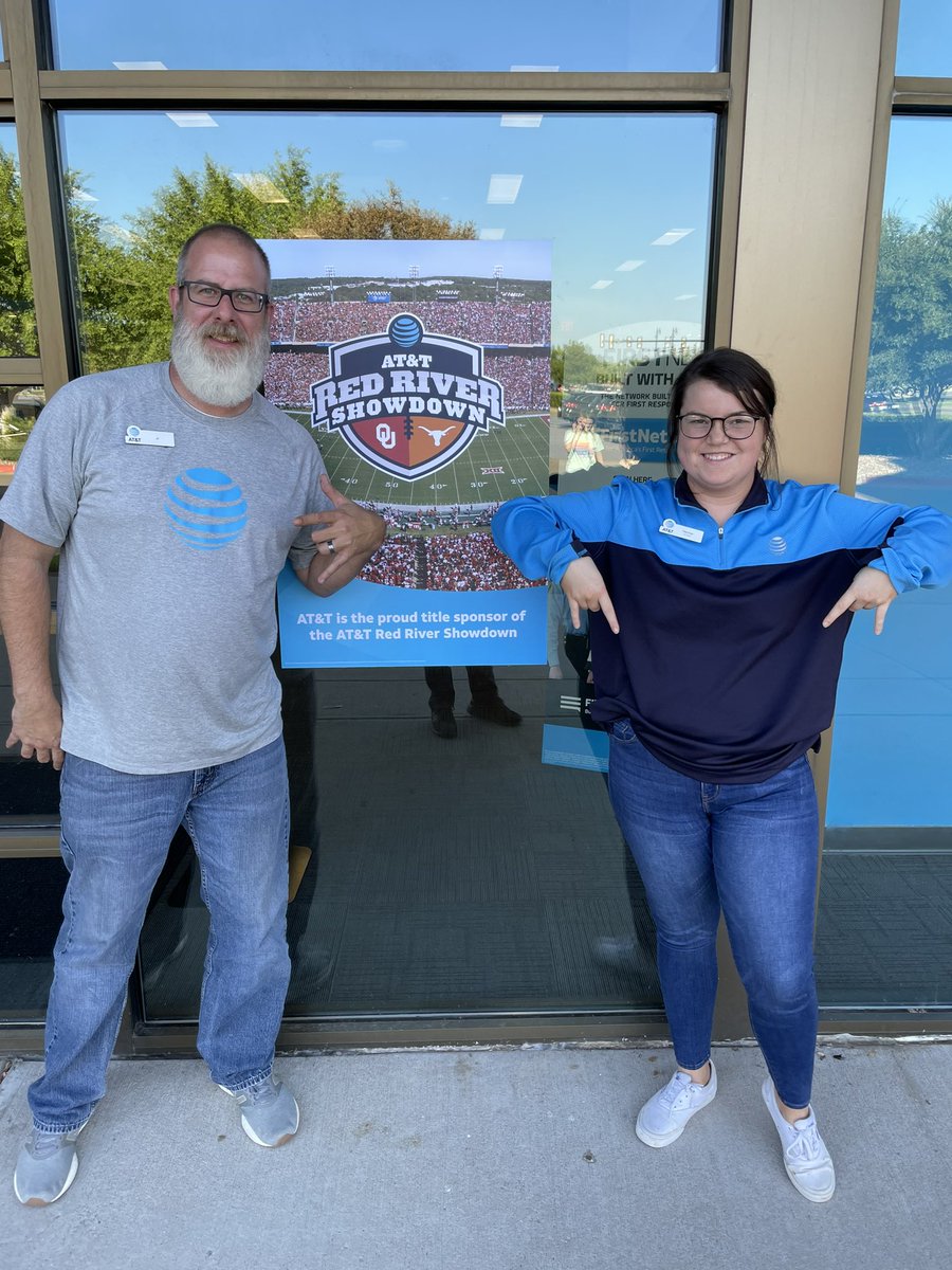 My UTC Norman peeps are opinionated about the Red River Showdown but they’re decent sports! Come see us for all your entertainment needs! <a href="/LifeAtATT/">Life at AT&T</a> <a href="/TheMattGibson/">Matt Gibson</a> <a href="/chrisjamke/">Chris Jamke</a> <a href="/OK_GBers/">grOund breaKers</a> <a href="/AlyssaMoore_12/">Alyssa Moore</a> #lifeatatt #attfiber #firstnet #directvstream