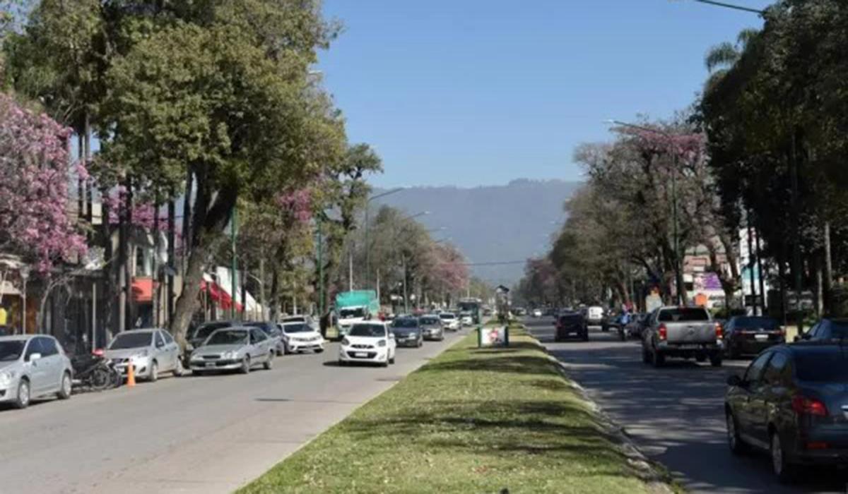 JuanCasanas1's tweet image. Quiero contarte que he decidido postular mi candidatura a intendente de Yerba Buena.
No fue una decisión fácil, después de cinco años de haber abandonado la gestión pública, pero hay varios factores que me ayudaron a decidirme.