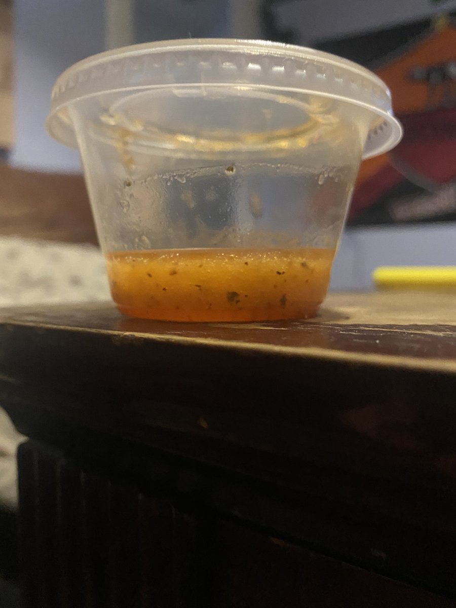 TheDailyCruise's tweet photo. The environment: “Single use plastics are destroying our eco system”.                       @ChipotleTweets : “Have you tried our delicious vinaigrette” https://t.co/dCw5aGEMDE