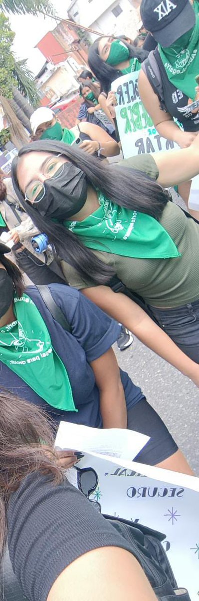 Estamos buscando a esta compa, estaba al inicio de la marcha y la banda con la que venía ya no la ubica. #Marcha28S #28S #Morelos #CampañaAbortoLegalMorelos
