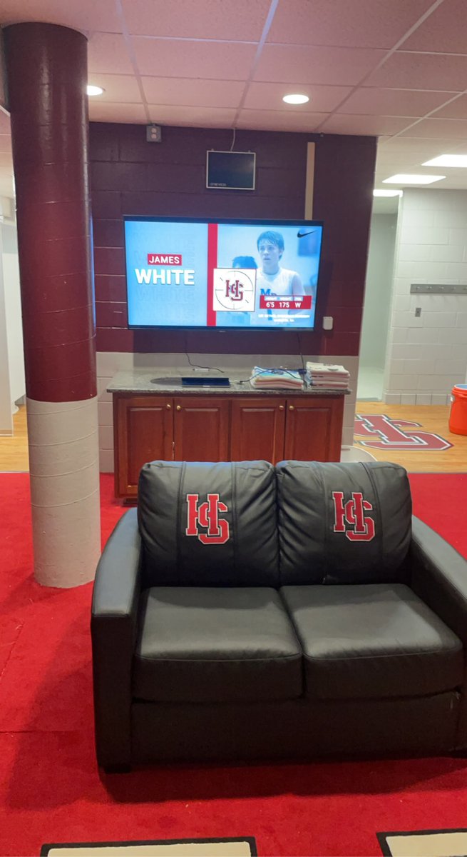 James White tweet media