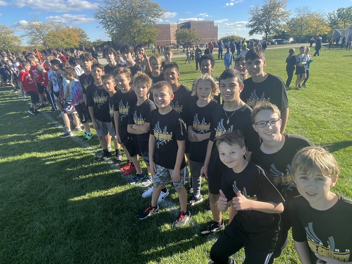 MrRileyReads's tweet photo. @WaukeshaSchools Cross Country City Meet! Better every day - tons of PRs for the @HorningMiddle team. Individual City Champions for both races too! https://t.co/zYd93mfdCJ