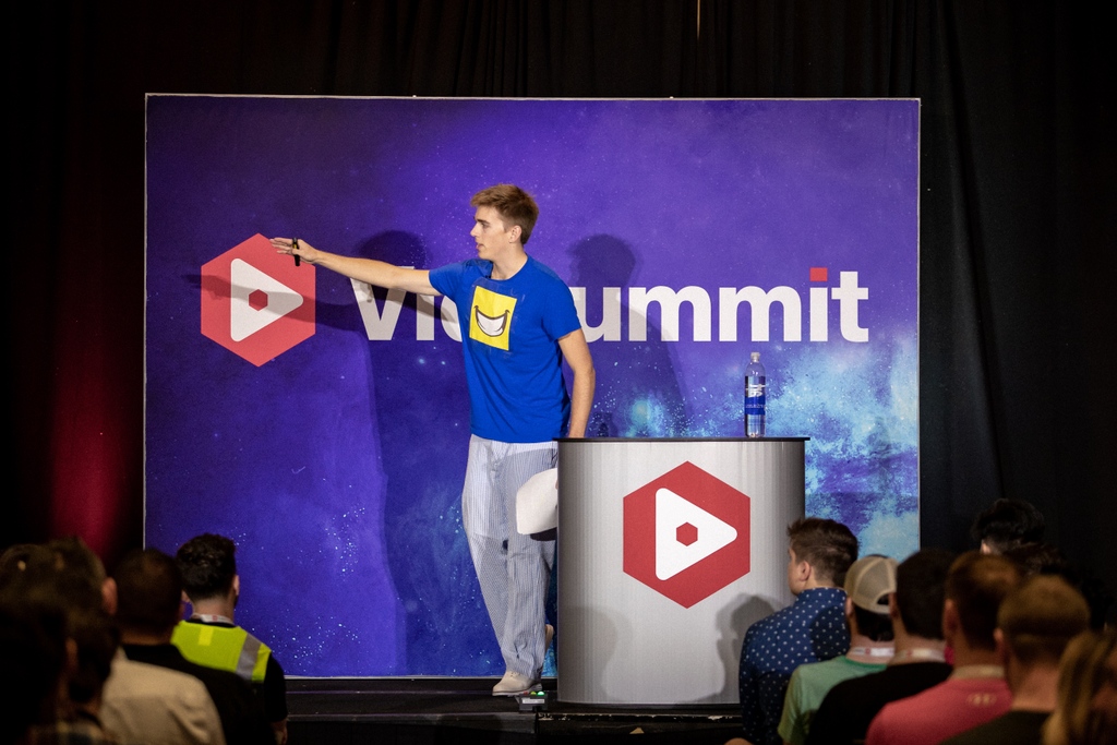 vidsummit's tweet photo. "As long as you know they have the skill to edit, they can be taught your style.." - @bazerks https://t.co/iDoRIq2G45