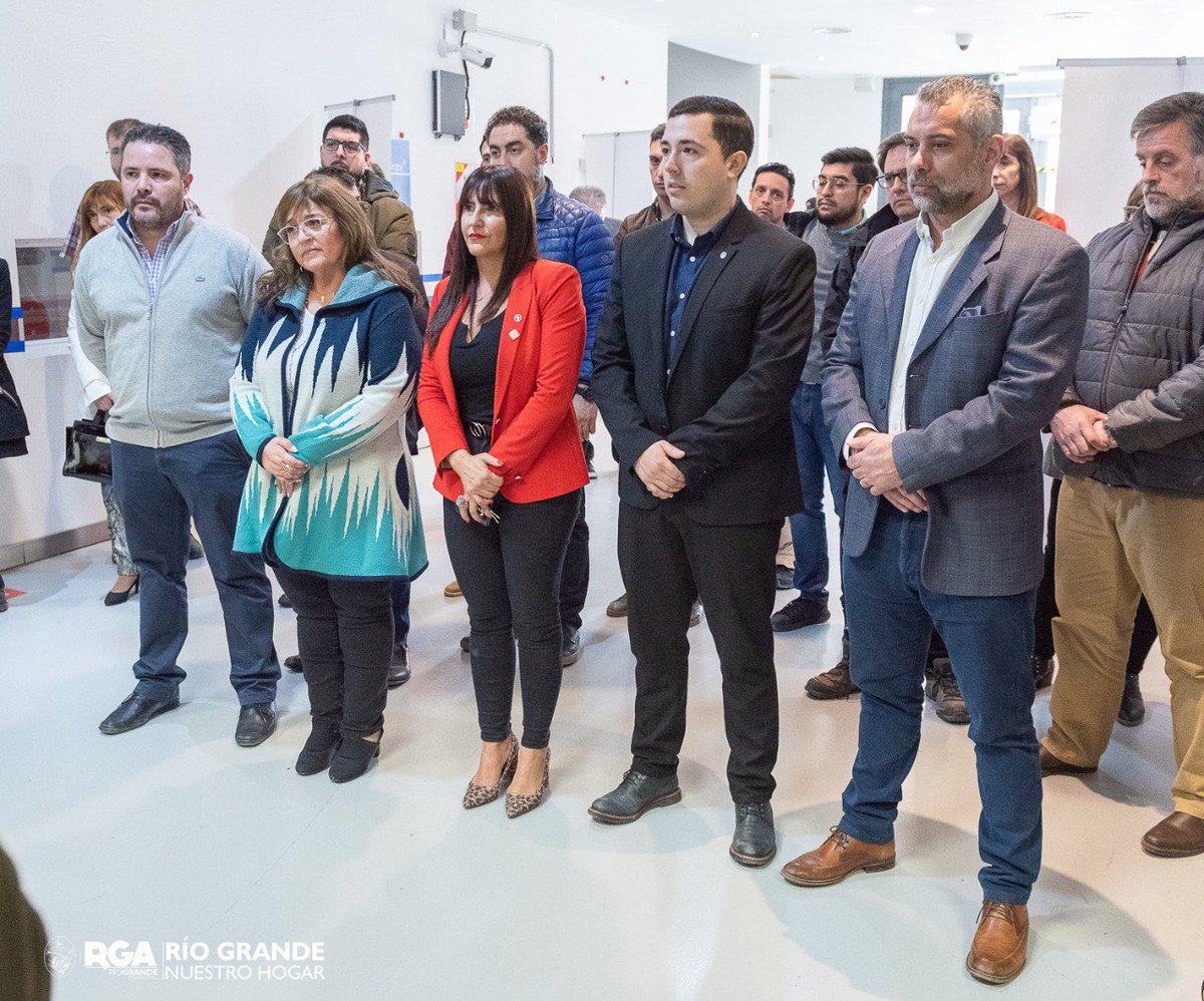 GonzaFerro's tweet photo. Acompañamos la inauguración de la Fundación Mirgor, que tiene como objetivo capacitar en habilidades y prácticas vinculadas a la industria.

Será un aliado estratégico del Municipio para avanzar en la Rio Grande tecnológica y del conocimiento, que genere oportunidades y empleo. https://t.co/hiM1Vuxncj