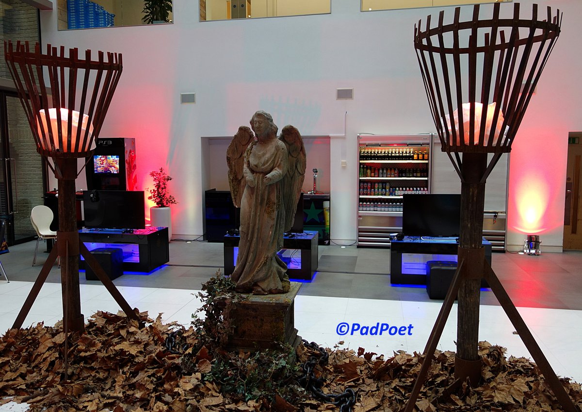 PadPoet's tweet photo. When #Bloodborne was close to launch, we had decorated the SCEE (now SIEE) canteen like this. Good times #Sony #PlayStation #SCEE #SIEE #PS4 https://t.co/OVp1rpCWiX