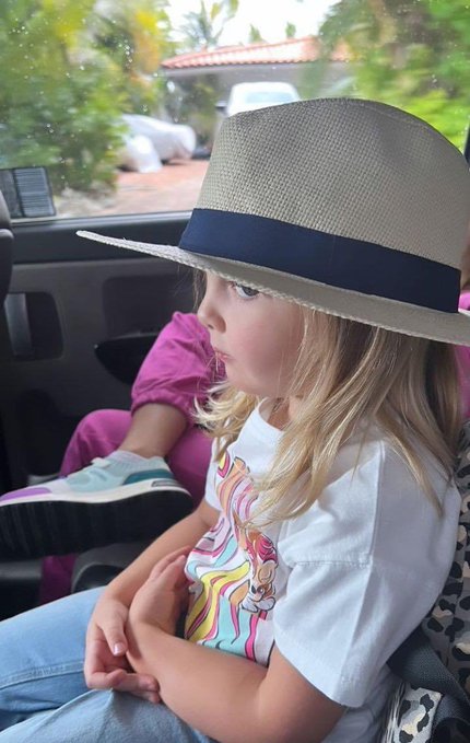 Yo pensando como disculparme por mi mal humor solo porque tenía hambre.