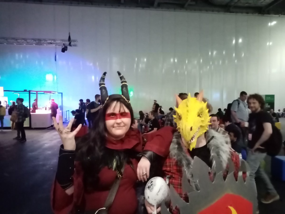 Jackarius_'s tweet photo. @EGX Highlights of the two days (Fri/Sat): Meeting the wonderful @IanHigton and @zoe_dels; seeing both of the fantastic Oxventures from @OutsideXbox &amp; @outsidextra, and talking to some incredible Oxventure cosplayers with the greeting: 'YOU'RE THE PAMPHLET PERSON!' https://t.co/c7xN7MzXpR
